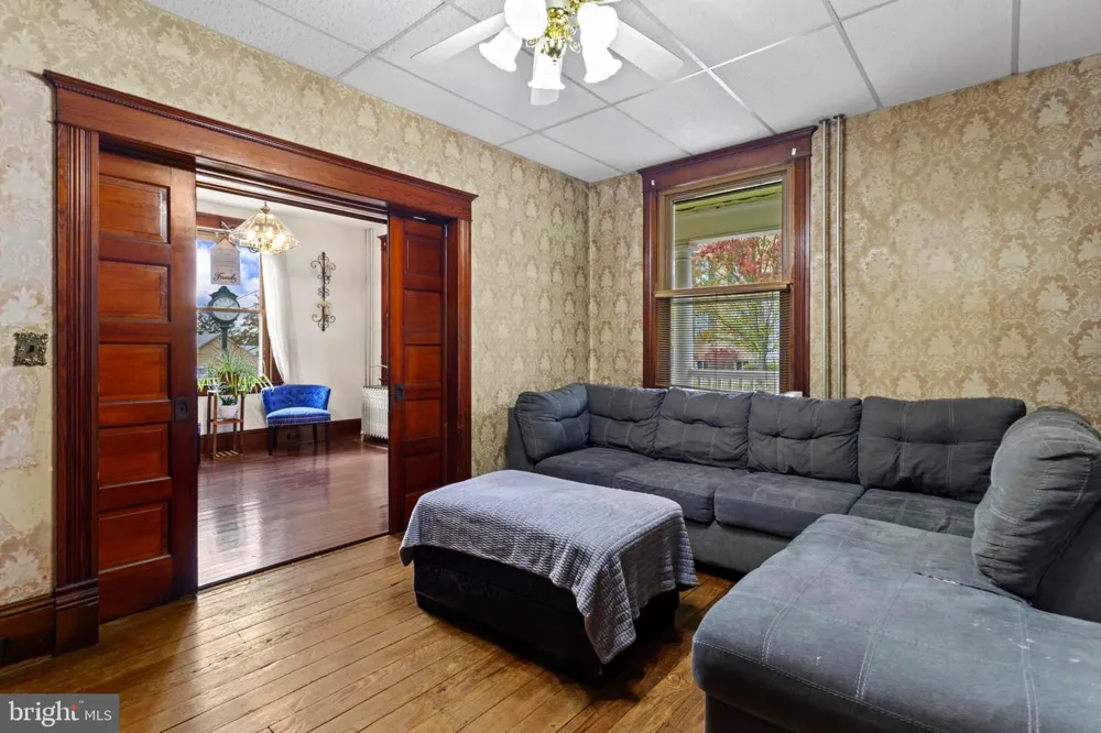 221 MAIN STREET New Windsor, MD 21776