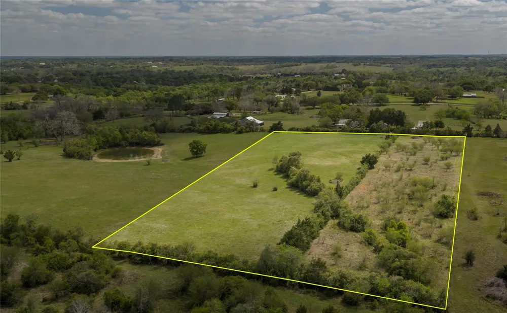 1 Dairy Farm Road Chappell Hill, TX 77426