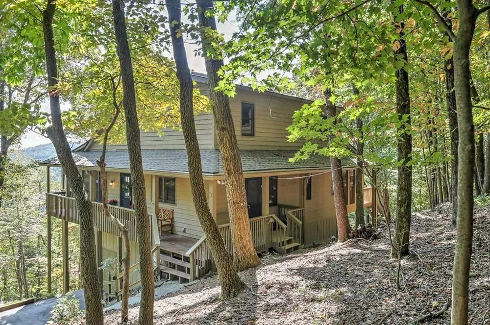 15 Wild Turkey Lane Big Canoe, GA 30143