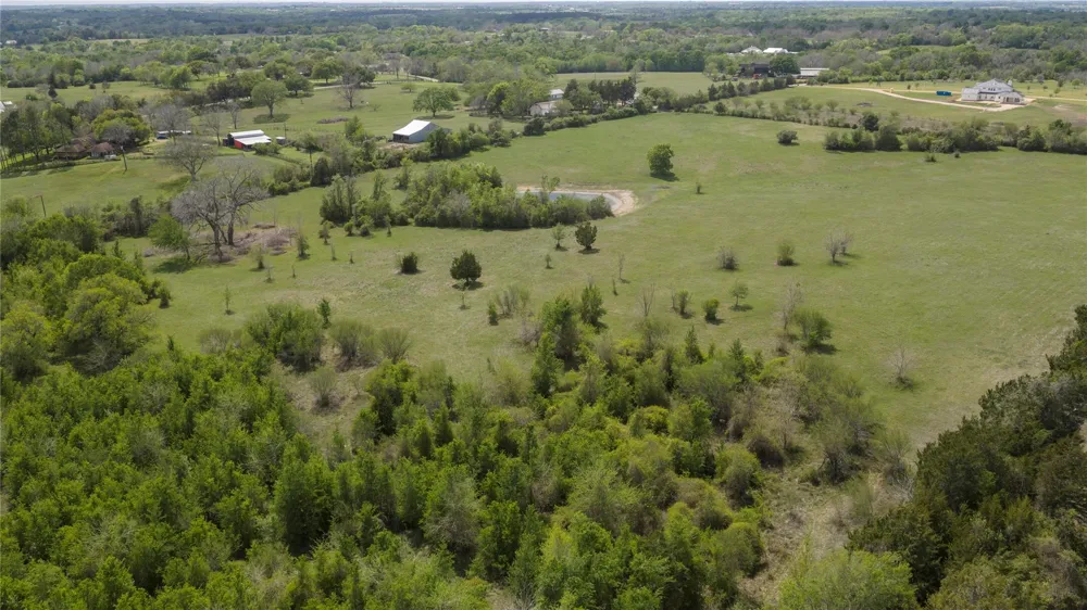2 Dairy Farm Road Chappell Hill, TX 77426