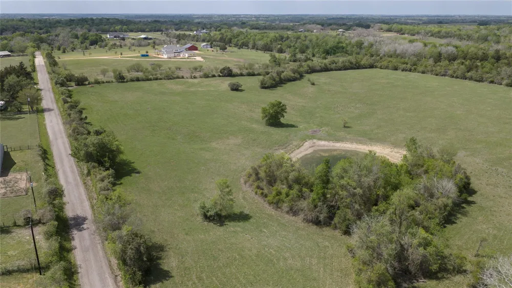 2 Dairy Farm Road Chappell Hill, TX 77426