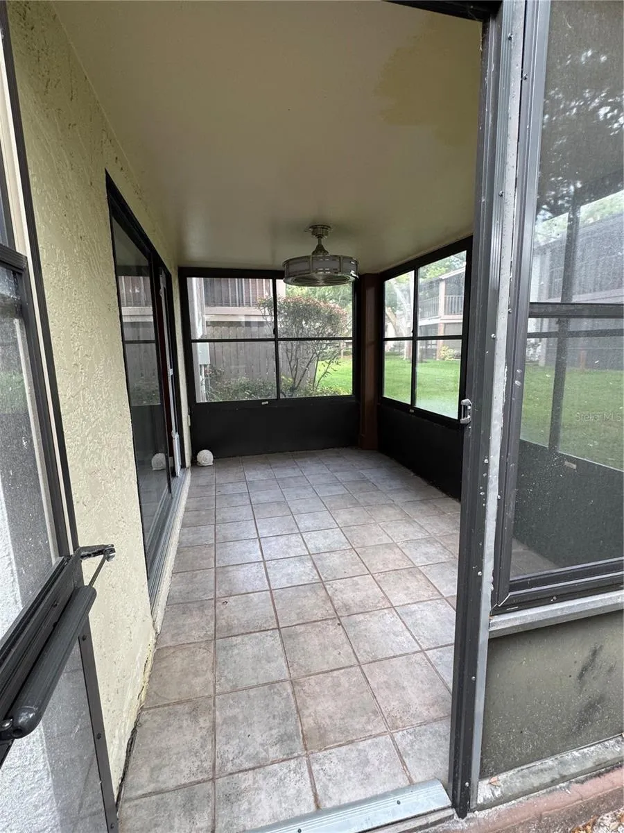511 LONGFELLOW COURT #B Safety Harbor, FL 34695