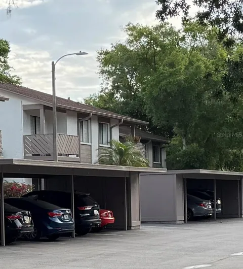 511 LONGFELLOW COURT #B