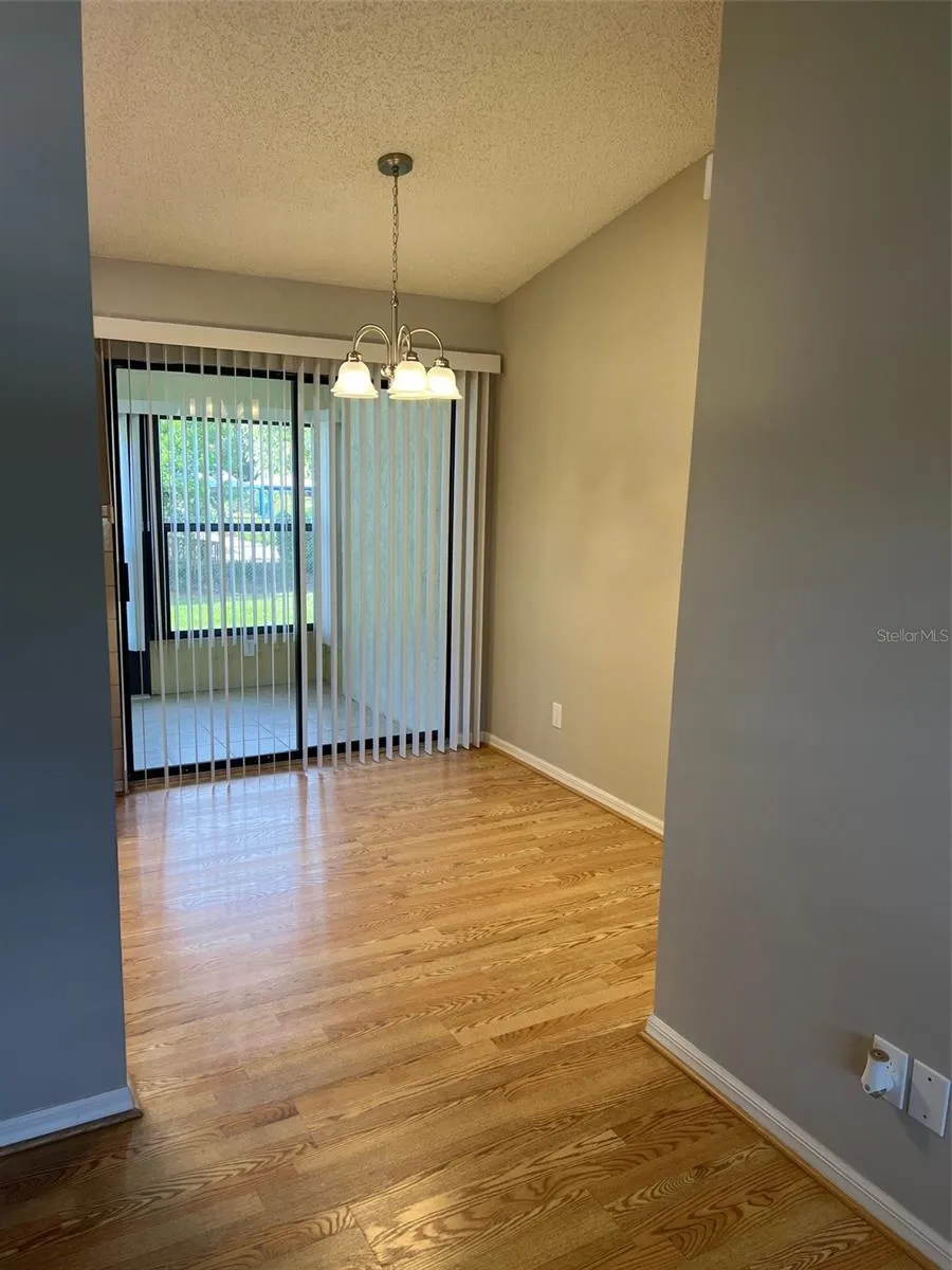 12449 ORANGEWOOD CIRCLE #17 Tavares, FL 32778