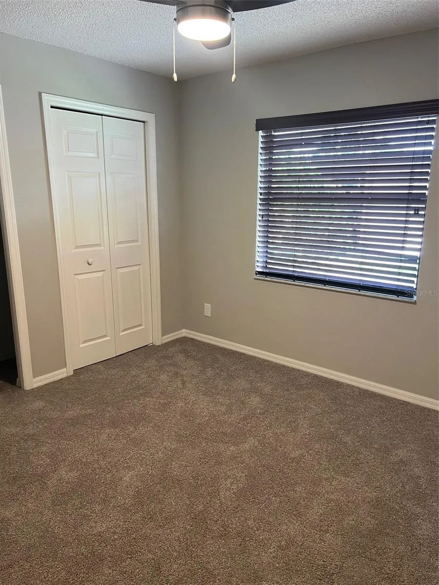 12449 ORANGEWOOD CIRCLE #17 Tavares, FL 32778