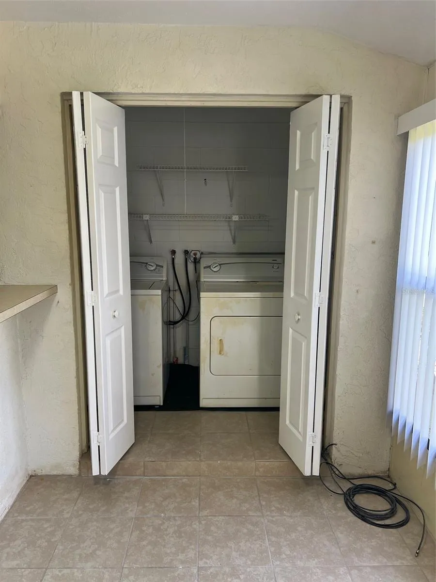 12449 ORANGEWOOD CIRCLE #17 Tavares, FL 32778