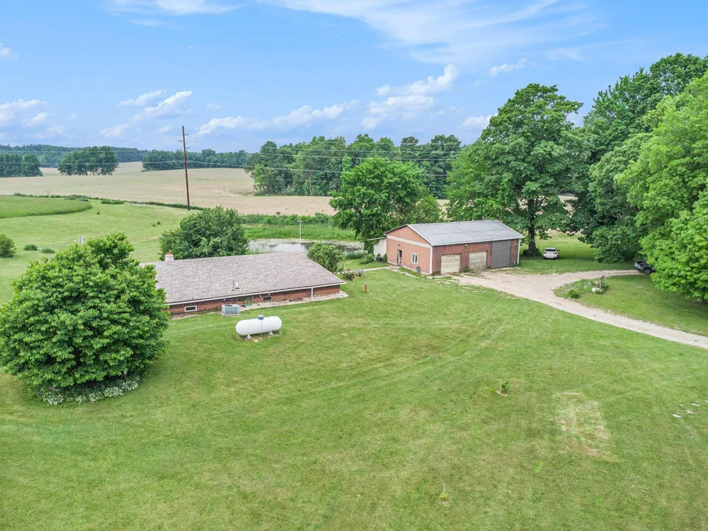 520 E Groat Road Dowling, MI 49050