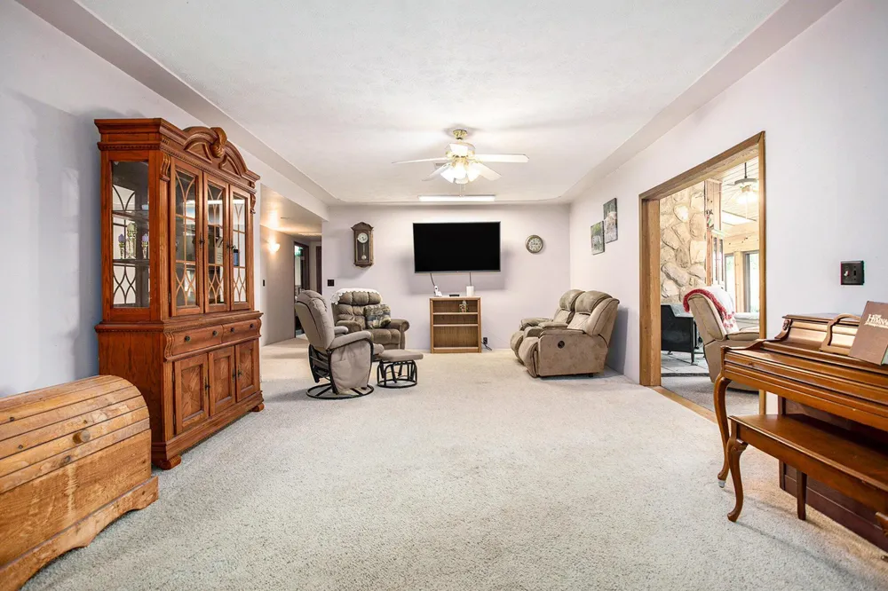 520 E Groat Road Dowling, MI 49050