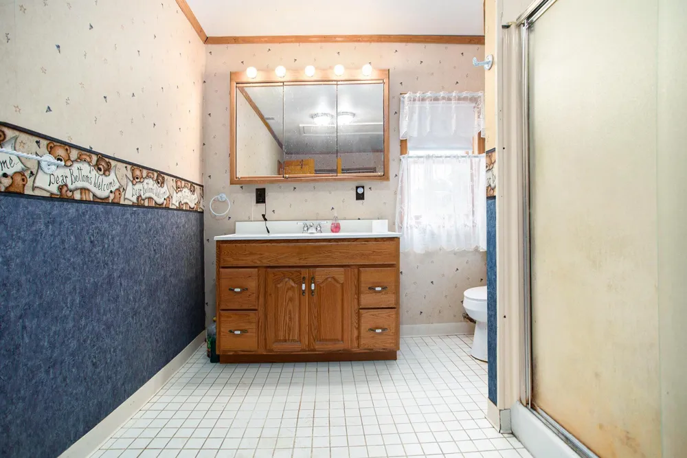 520 E Groat Road Dowling, MI 49050