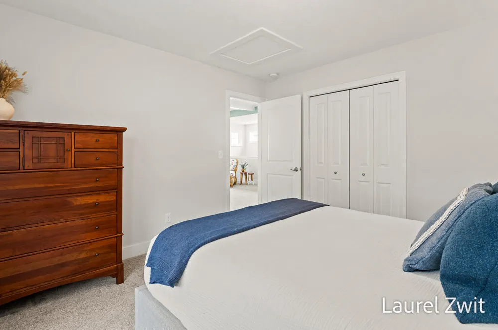 406 W Leland Drive Whitehall, MI 49461