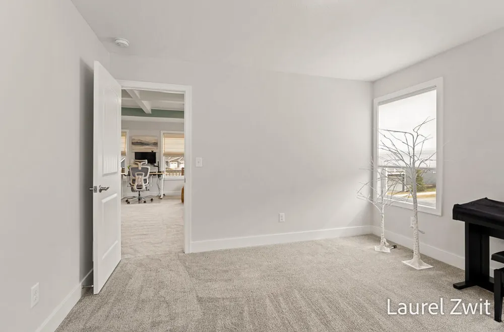 406 W Leland Drive Whitehall, MI 49461