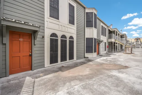 2529 Rio Grande Street #85