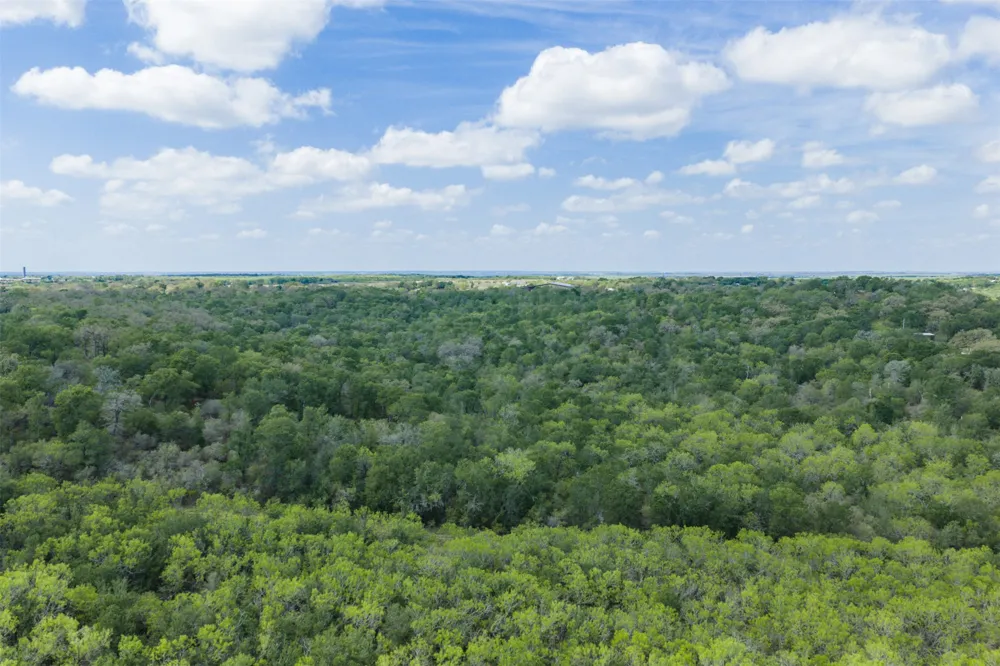 8519 State Park Road Lockhart, TX 78644