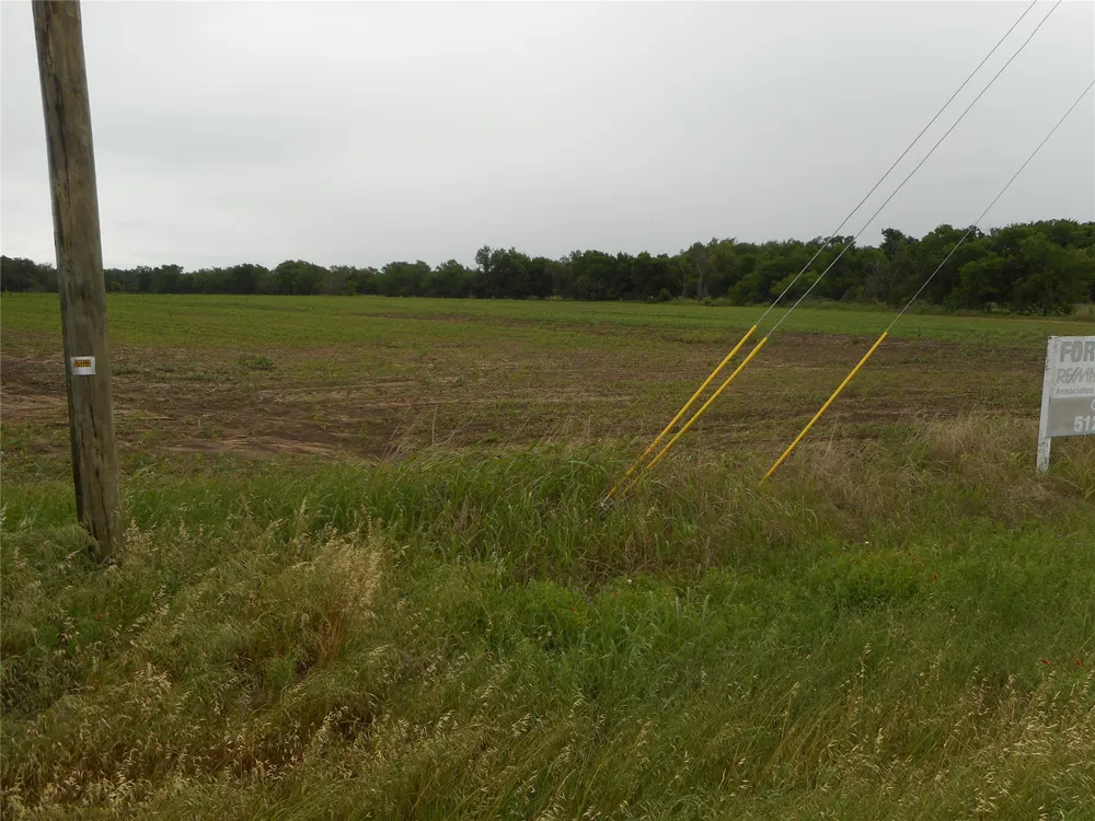 Fm 619 Road Taylor, TX 76574