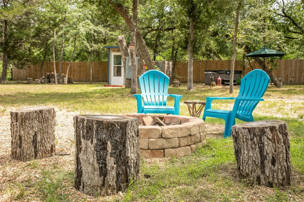 240 Cranberry Road Somerville, TX 77879
