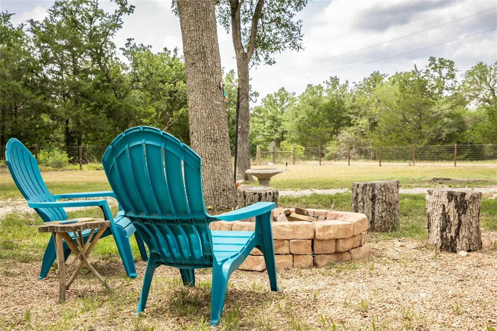 240 Cranberry Road Somerville, TX 77879