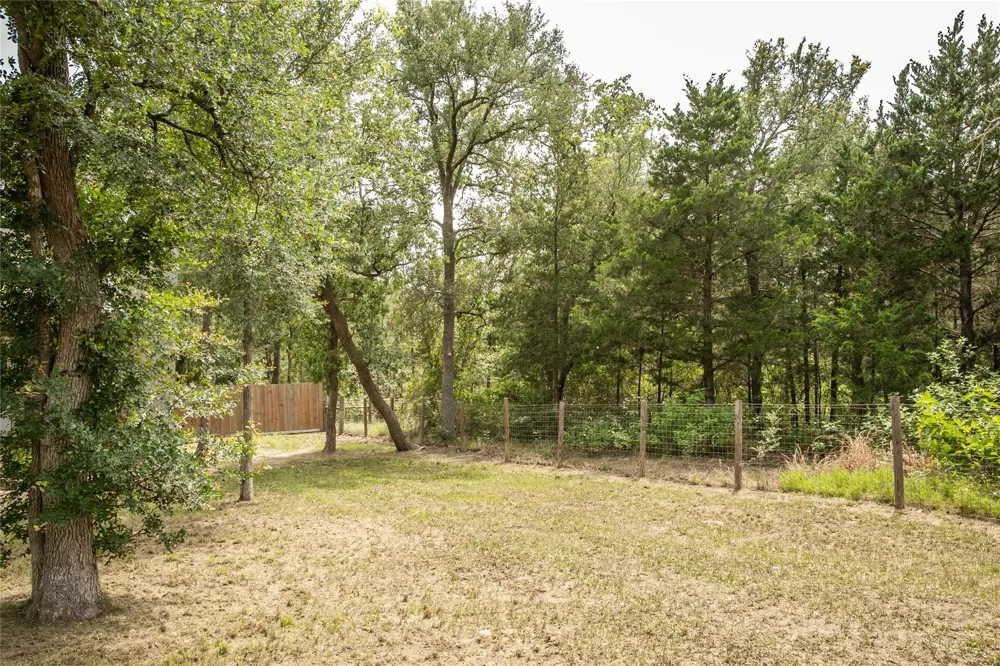 240 Cranberry Road Somerville, TX 77879
