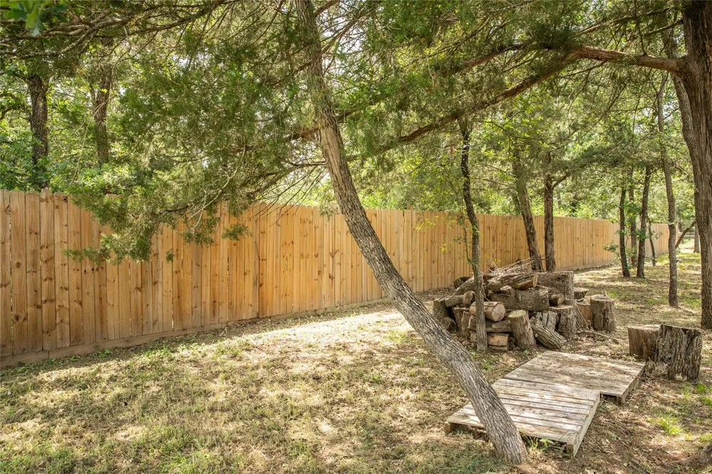 240 Cranberry Road Somerville, TX 77879