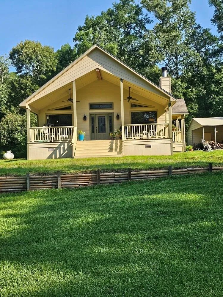 115 Lake Crest Drive Etoile, TX 75944