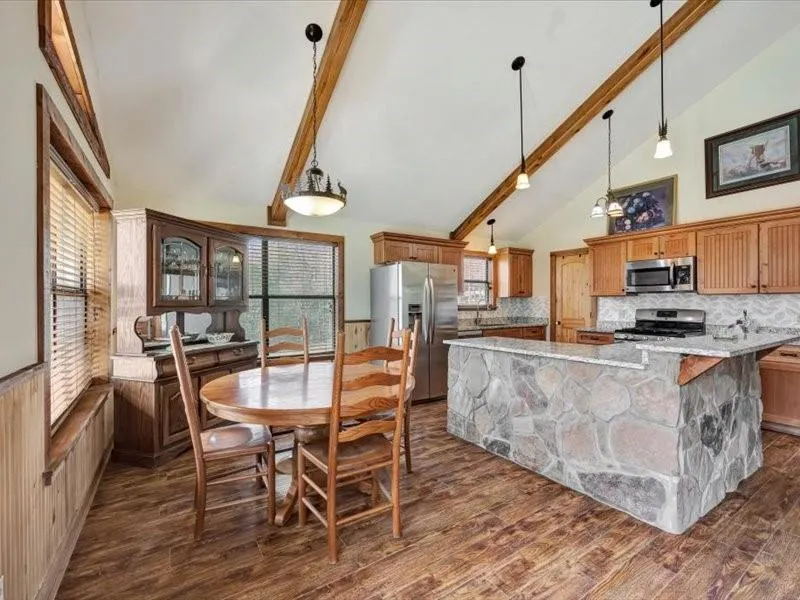 115 Lake Crest Drive Etoile, TX 75944