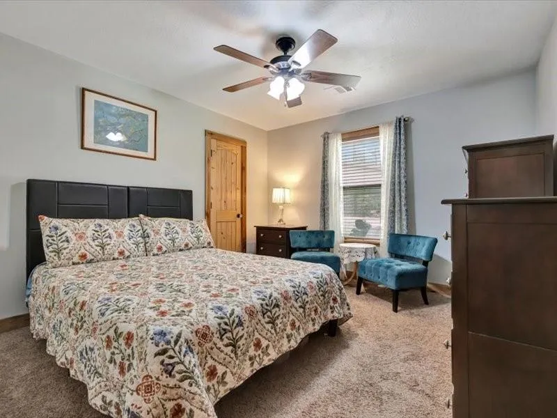 115 Lake Crest Drive Etoile, TX 75944