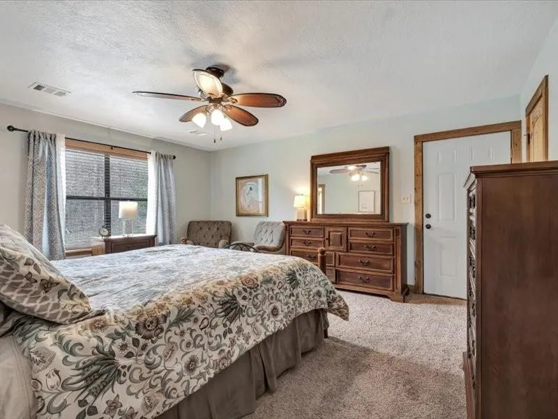 115 Lake Crest Drive Etoile, TX 75944