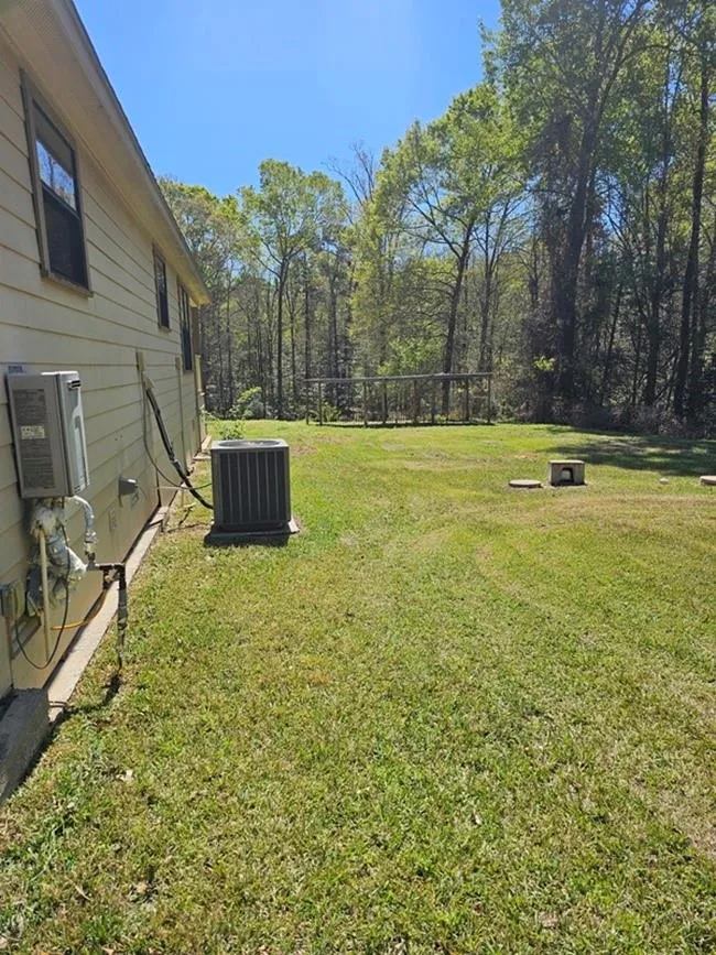 115 Lake Crest Drive Etoile, TX 75944