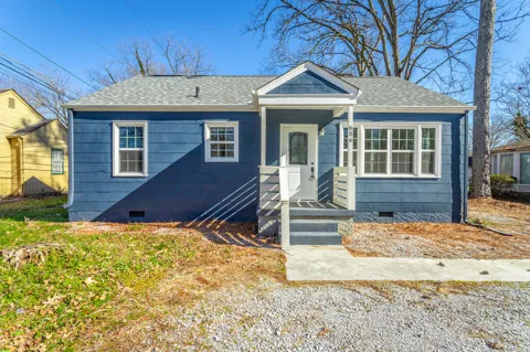 656 Moore Road