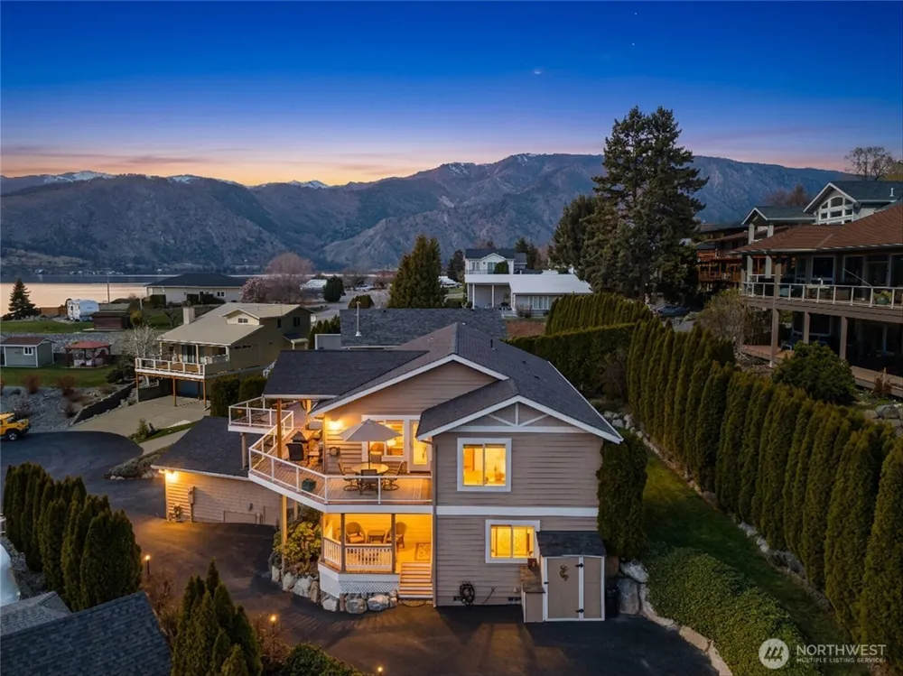 563 Topaz Place Manson, WA 98831