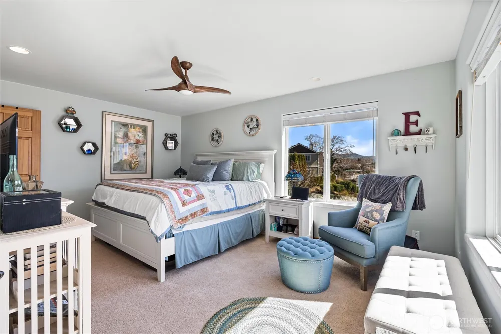 563 Topaz Place Manson, WA 98831