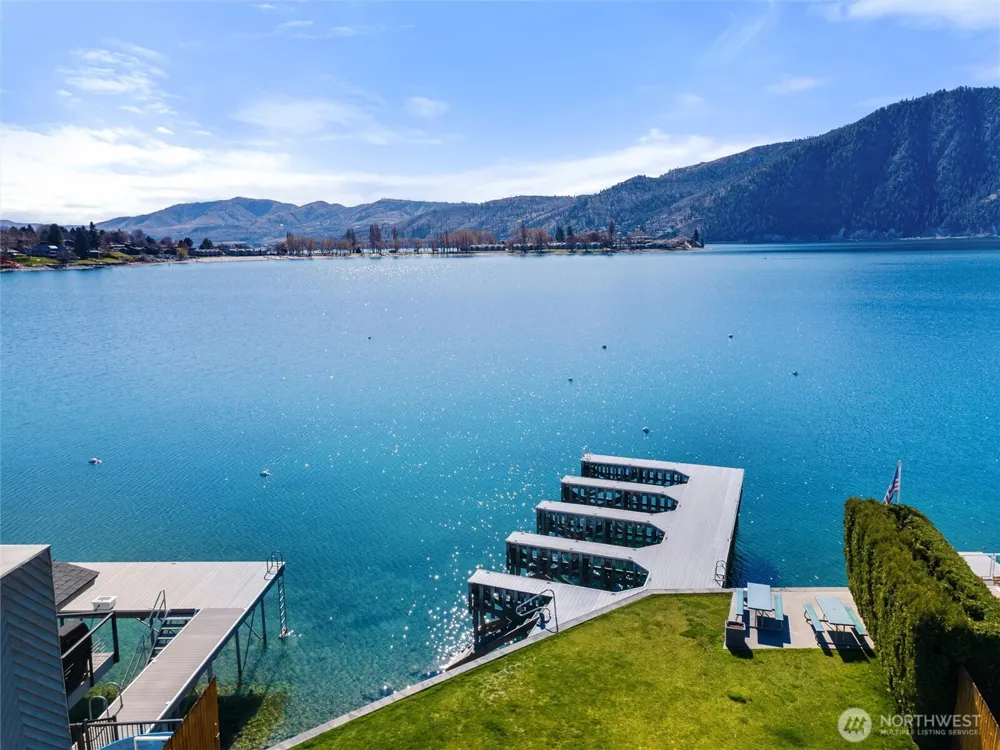 563 Topaz Place Manson, WA 98831