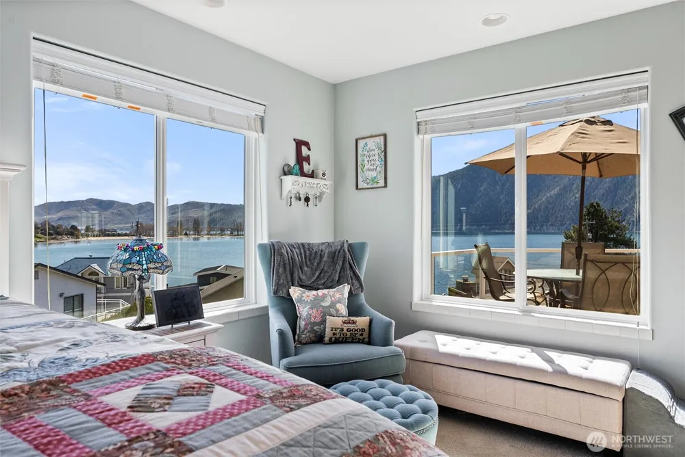 563 Topaz Place Manson, WA 98831