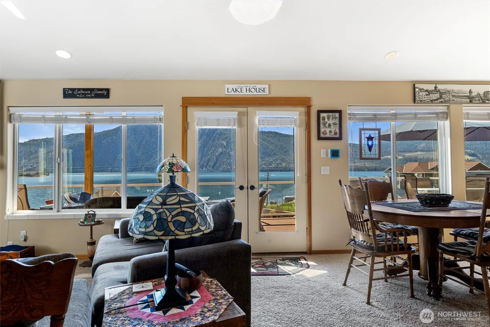 563 Topaz Place Manson, WA 98831