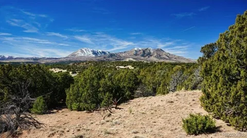 127 Navajo Ranch Resorts