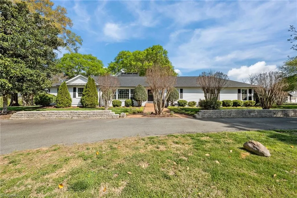 1822 Cherry Lane Haw River, NC 27258