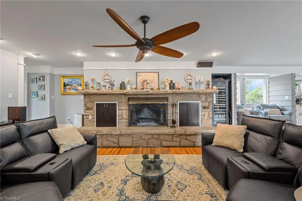 1822 Cherry Lane Haw River, NC 27258