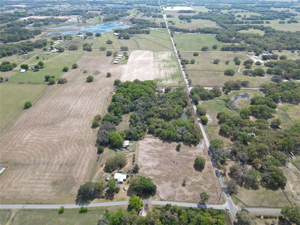 3095 COUNTY ROAD 202 Oxford, FL 34484
