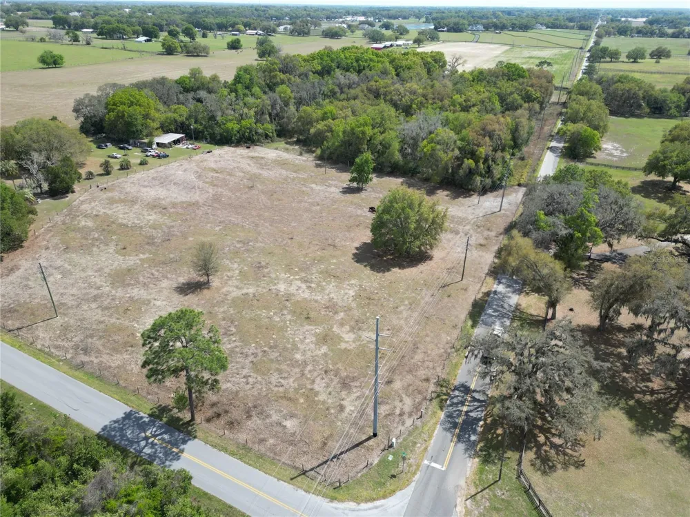 3095 COUNTY ROAD 202 Oxford, FL 34484