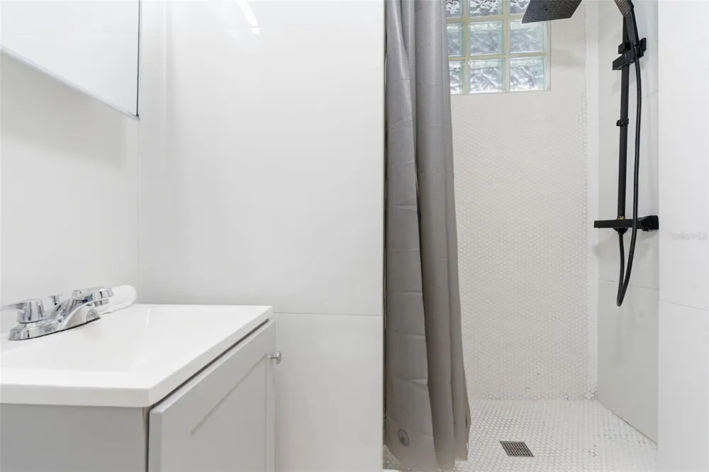 56 CALLE F KRUG CONDADO #2 San Juan, PR 00907