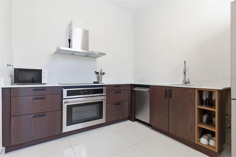 56 CALLE F KRUG CONDADO #5 San Juan, PR 00907