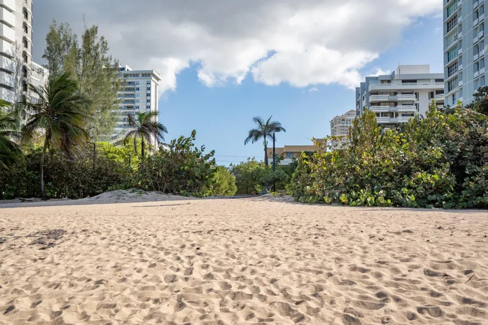 56 CALLE F KRUG CONDADO #5 San Juan, PR 00907