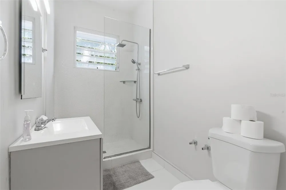 56 CALLE F KRUG CONDADO #6 San Juan, PR 00907