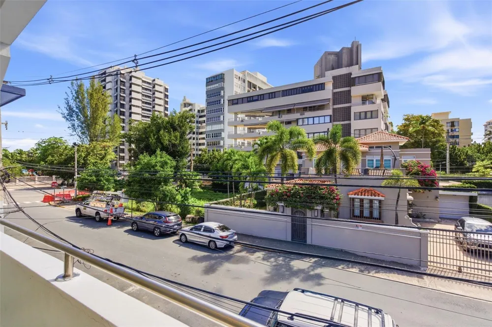 56 CALLE F KRUG CONDADO #6 San Juan, PR 00907