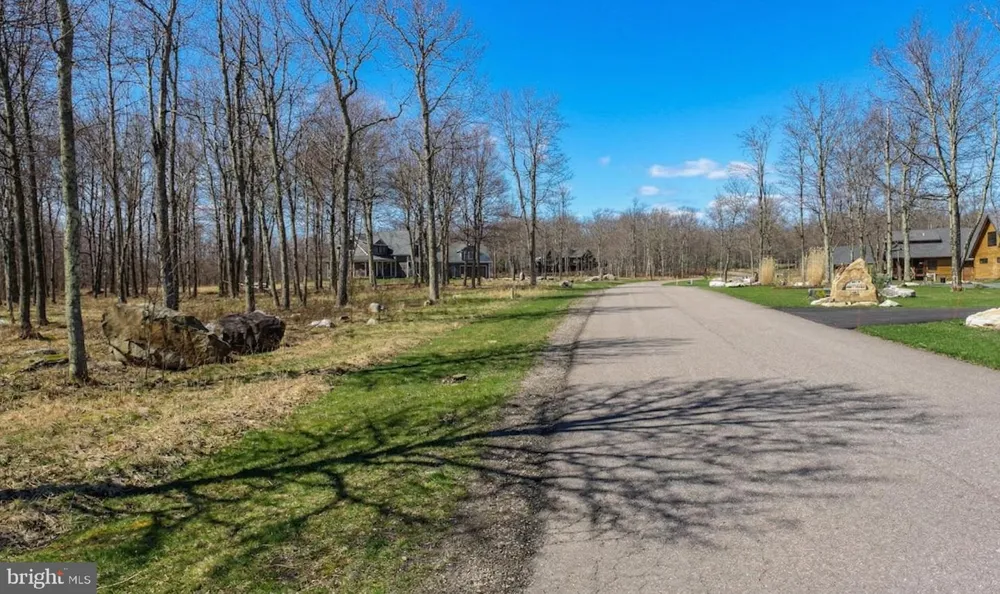 BILTMORE RIDGE TRAIL Mc Henry, MD 21541