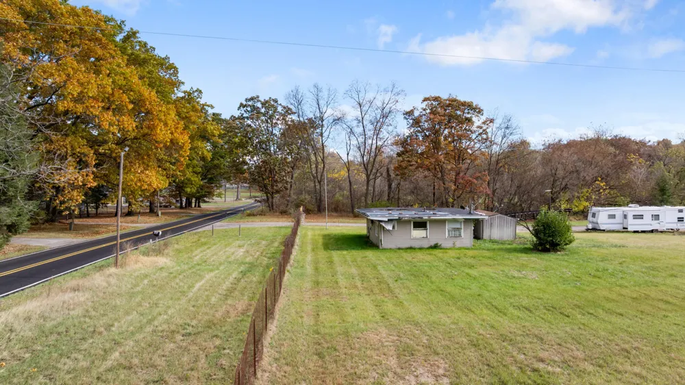 6501 Hawkins Road Jackson, MI 49201