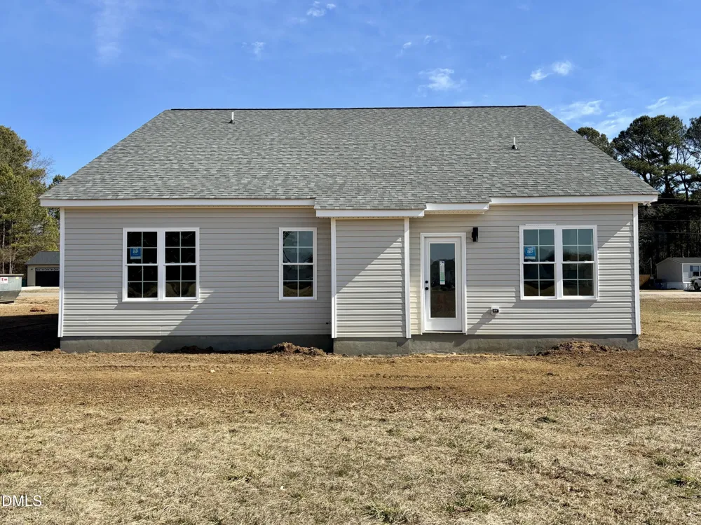 173 Bay Valley Road Kenly, NC 27542
