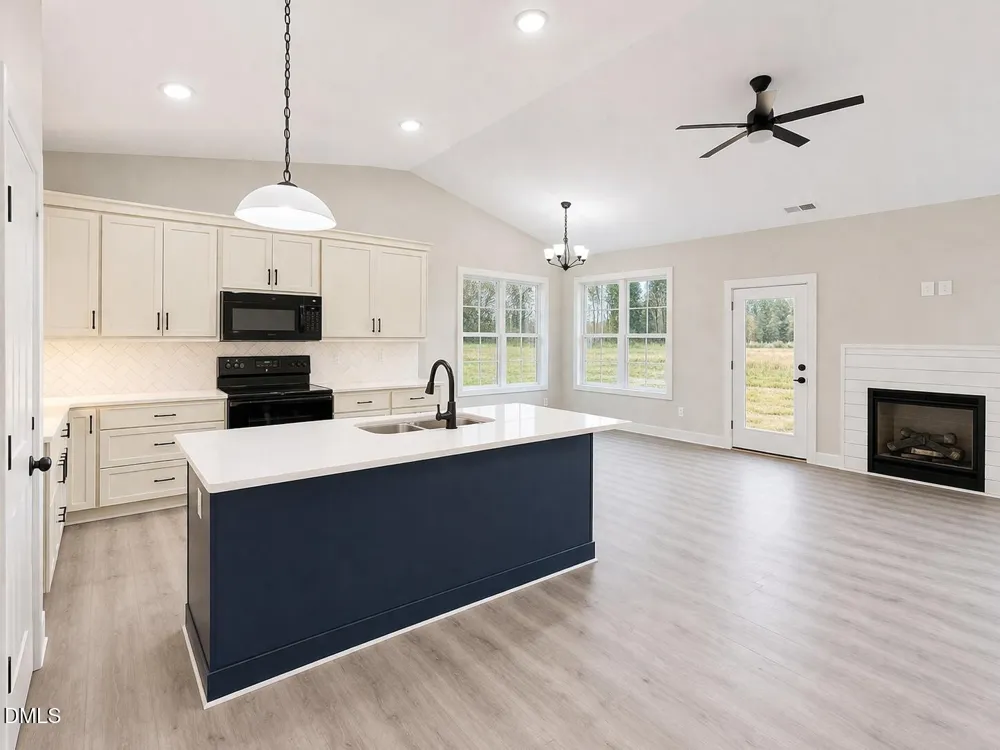 173 Bay Valley Road Kenly, NC 27542