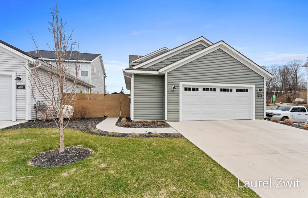 406 W Leland Drive Whitehall City, MI 49461