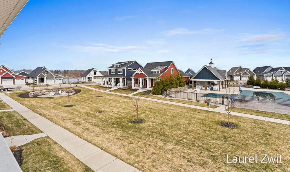 406 W Leland Drive Whitehall City, MI 49461