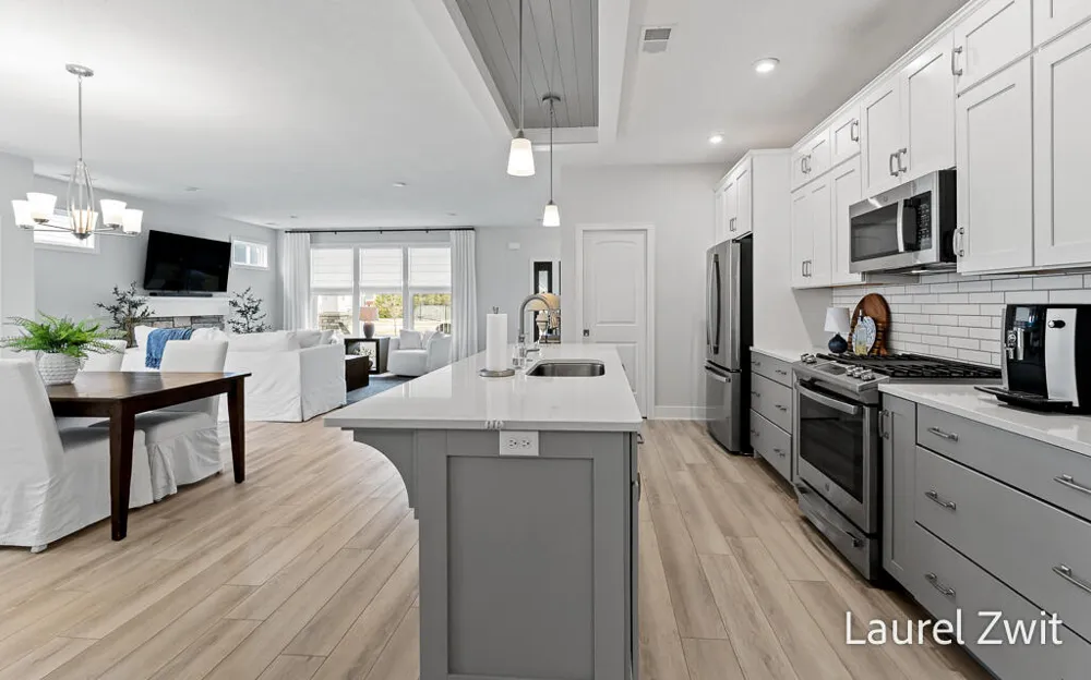 406 W Leland Drive Whitehall City, MI 49461